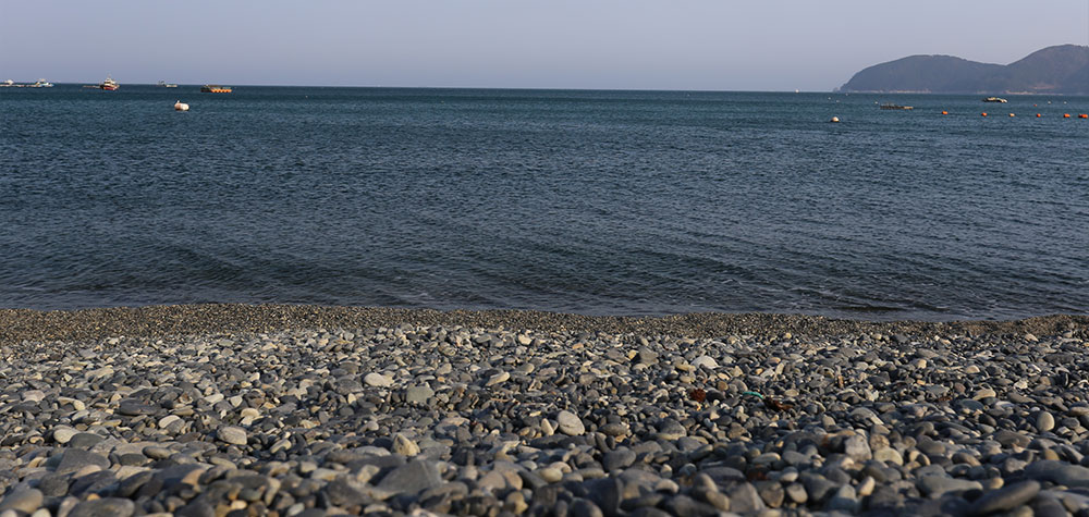 망치몽돌해수욕장